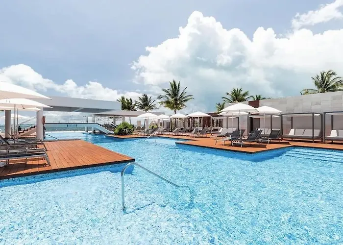 La Amada Residences. Best Stay